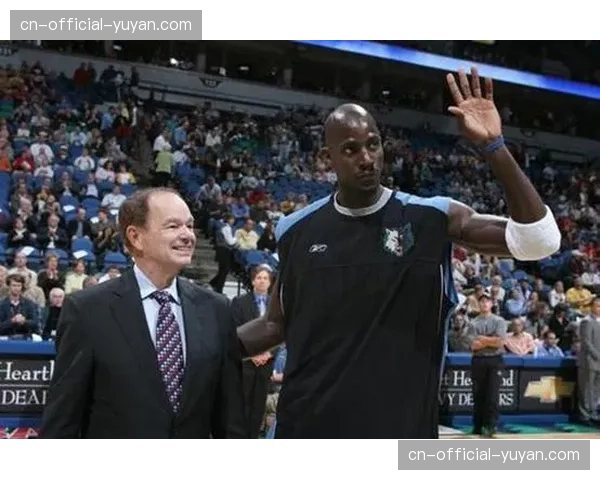 “赛前发布会:狼队主帅强调不会在危险区域轻易给对手定位球机会” “赛前发布会:狼队主帅强调不会在危险区域轻易给对手定位球机会”